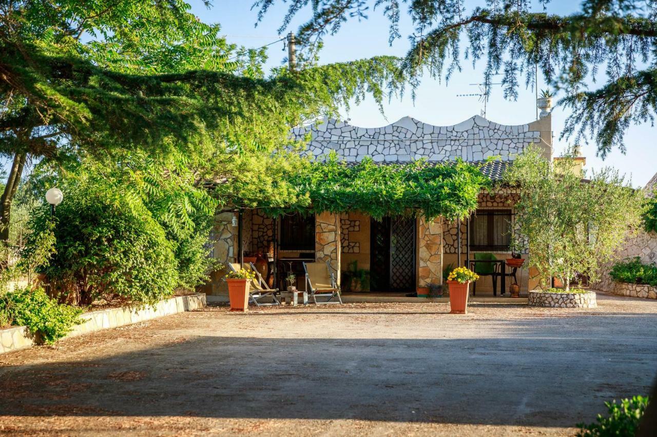 B&B Mandorla Amara Gioia Del Colle Luaran gambar